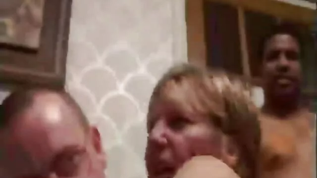 Ella era joven videos gays pornos latinos entonces ella era tímida