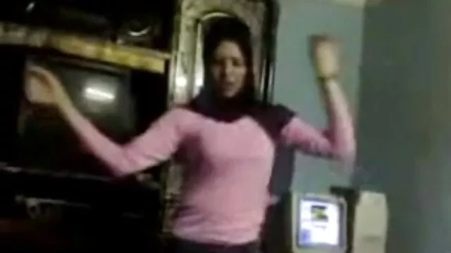 Dominicana ver porno en latino amateur tiene trío y se va
