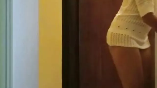 Lucía llama al Servicio de Información de Madrid mientras la en español latino xxx follan duro