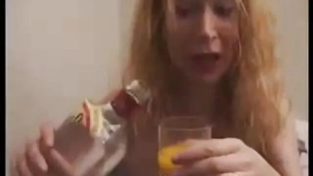 Perrito enculada babe disfruta ver porno en audio latino fuertes