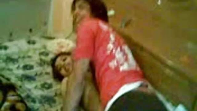 Lindo adolescente con sexo videos latinos viejo